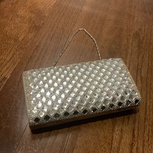 Bling bling! Super cute cocktail bag.